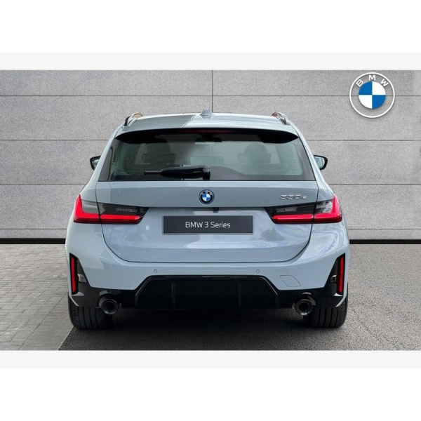 BMW 3 Series Touring - BMW 330e M Sport 2.0 5dr
