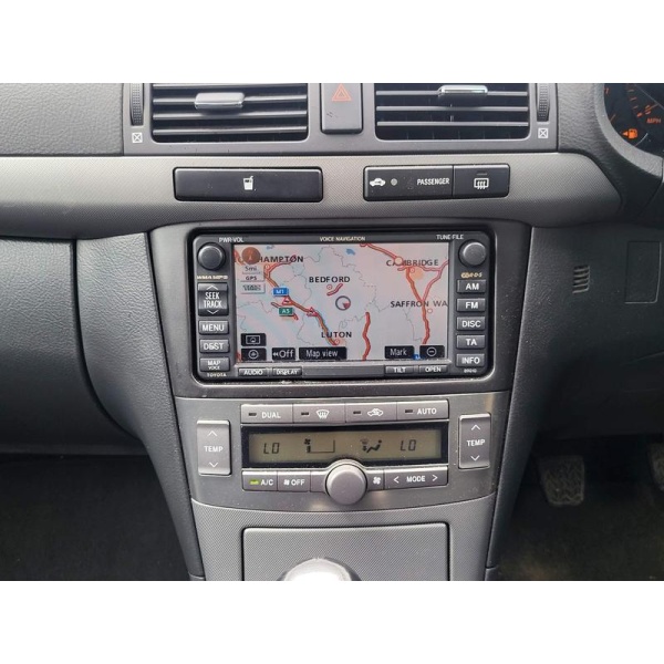 Toyota Avensis - 1.8 VVT-i TR 4dr