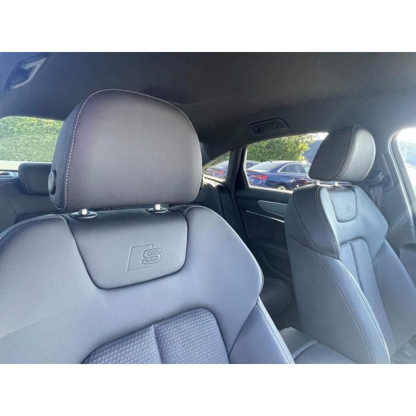 Audi A6 Saloon - 2.0 TDI 40 S line S Tronic quattro Euro 6 (s/s) 4dr