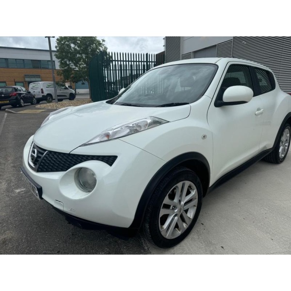 Nissan Juke - 1.6 Acenta CVT Euro 5 5dr