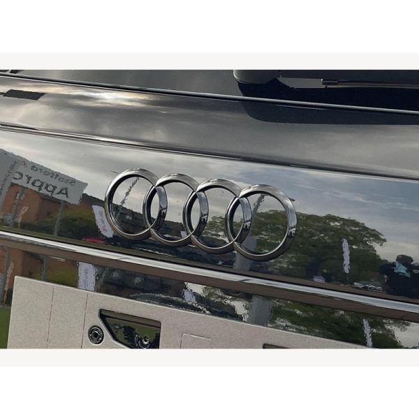 Audi A4 Avant - 2.0 TFSI 35 Black Edition S Tronic Euro 6 (s/s) 5dr