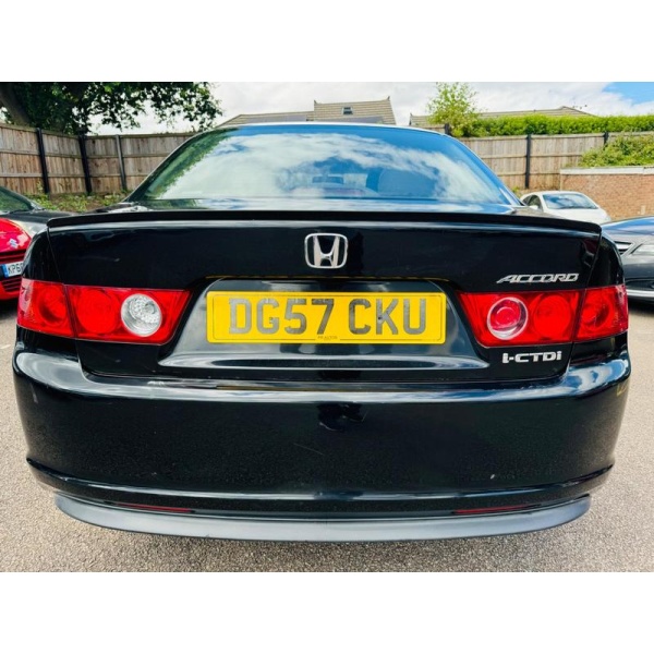 Honda Accord - 2.2 i-CDTi SE 4dr (hands free)