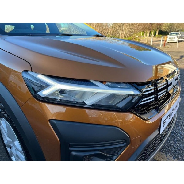 Dacia Sandero - Stepway Essential TCe 90 MY23 1.0 5dr
