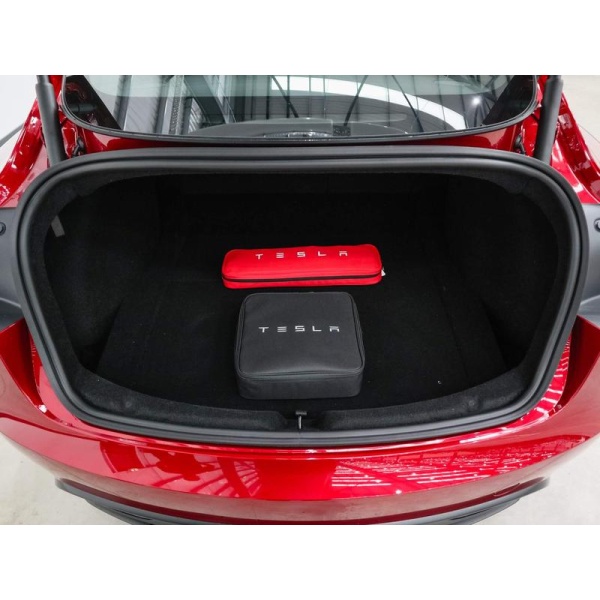 Tesla Model 3 - Performance All-Wheel Drive 4dr