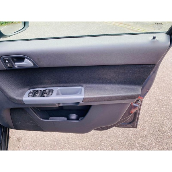 Volvo S40 - 1.6 S Euro 4 4dr