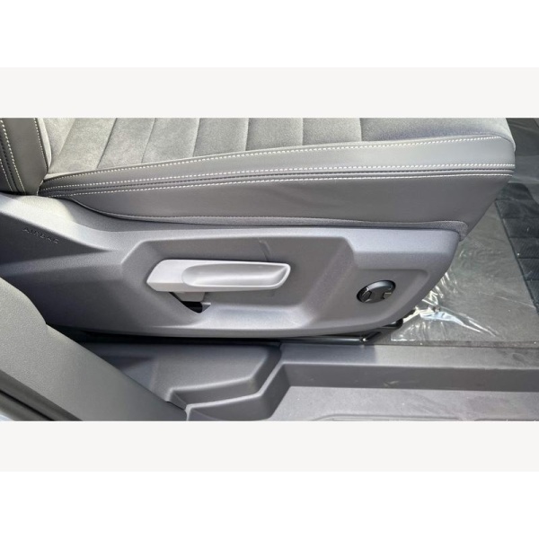 Volkswagen Multivan - 1.4 TSI 13kWh Style DSG L2 Euro 6 (s/s) 5dr