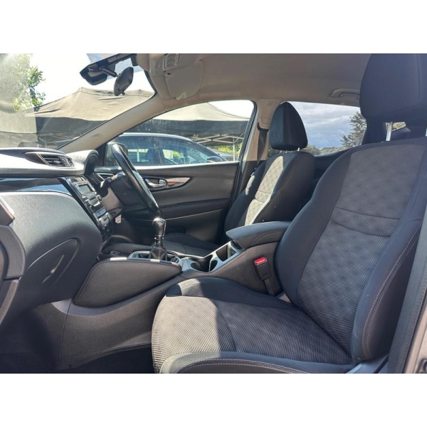 Nissan Qashqai - 1.2 DIG-T Acenta 2WD Euro 5 (s/s) 5dr