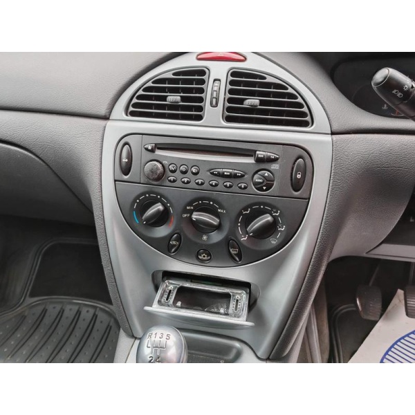 Citroen C5 - 2.0 HDi LX 5dr