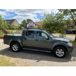 Nissan Navara - 2.5 dCi Tekna Auto 4WD Euro 5 4dr