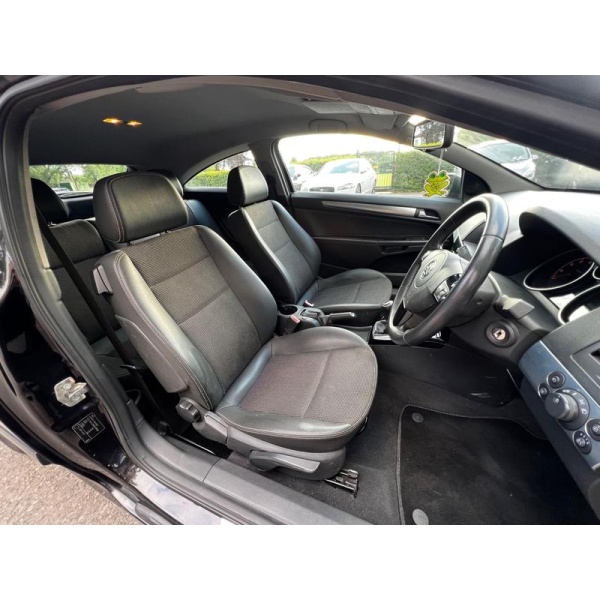 Vauxhall Astra - 1.6i 16v Design Sport Hatch 3dr