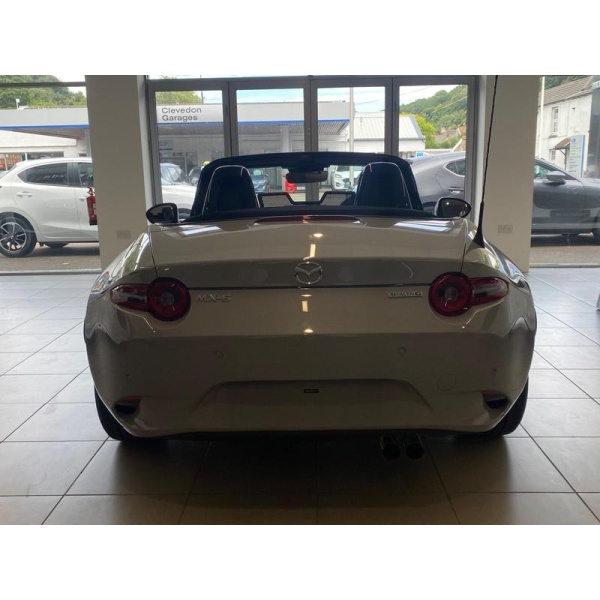 Mazda MX-5 - Roadster 1.5 132ps Exclusive-Line / Black Leather 2dr