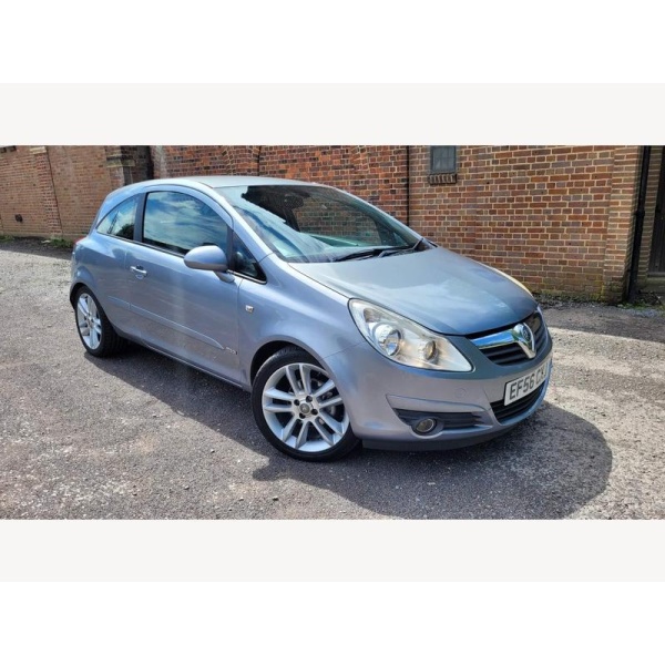 Vauxhall Corsa - 1.2i 16v Design Hatchback 3dr Petrol Manual (a/c) (139 g/km, 79 bhp)