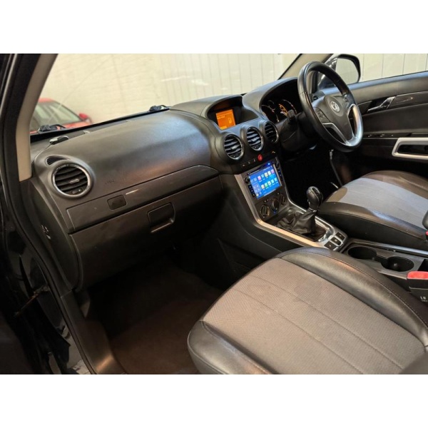 Vauxhall Antara - 2.2 CDTi Exclusiv 4WD Euro 5 (s/s) 5dr