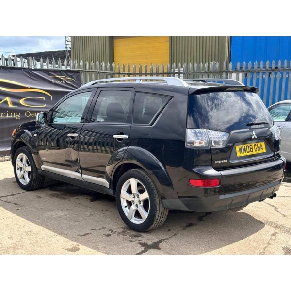 Mitsubishi Outlander - 2.0 DI-DC Warrior 4WD Euro 4 5dr