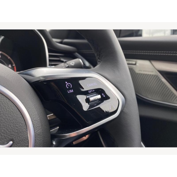 Jaguar XF - 2.0 D200 R-Dynamic Se Black 4Dr Auto