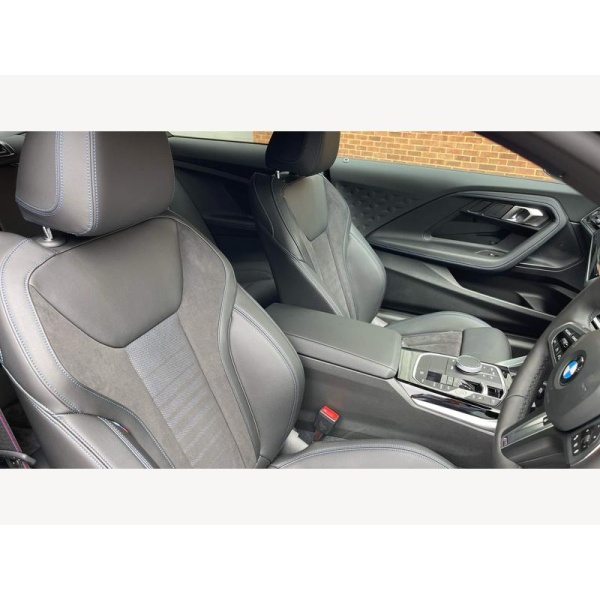 BMW 2 Series - 2.0 220i M Sport Auto Euro 6 (s/s) 2dr
