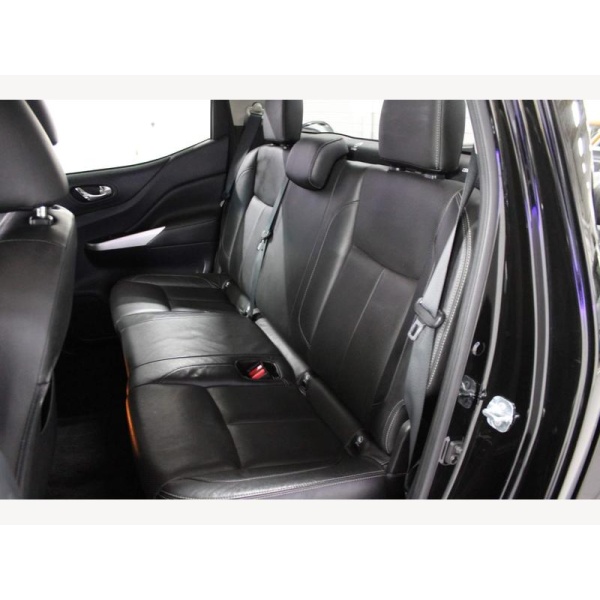 Nissan Navara - 2.3 dCi Tekna 4WD Euro 5 4dr