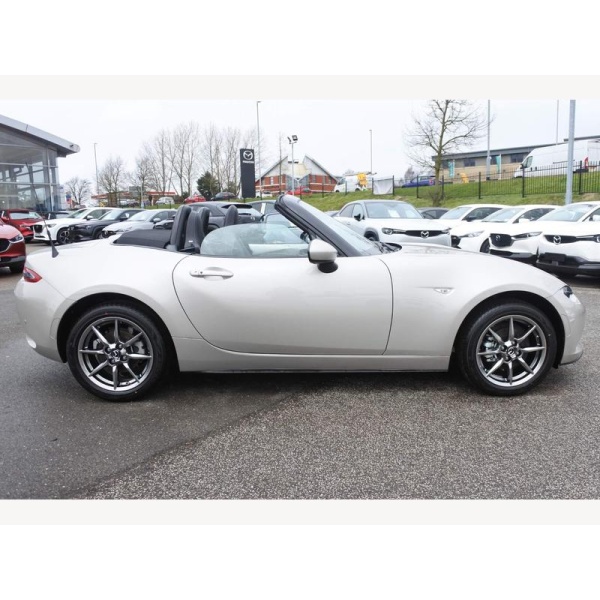 Mazda MX-5 - Roadster 1.5 132ps Exclusive-Line / Black Leather 2dr