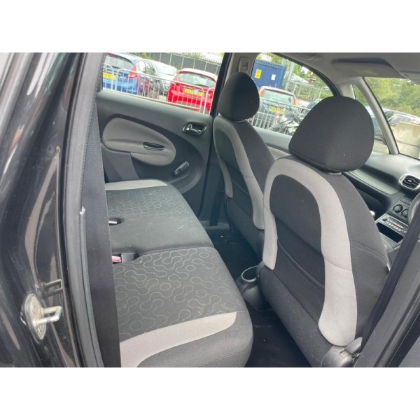 Citroen C3 Picasso - 1.6 HDi VTR+ Euro 5 5dr