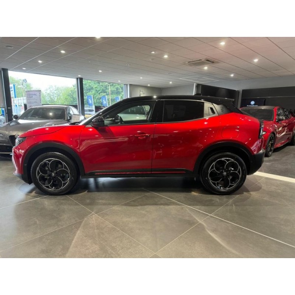 Alfa Romeo Junior - 54kWh Elettrica Speciale Auto 5dr