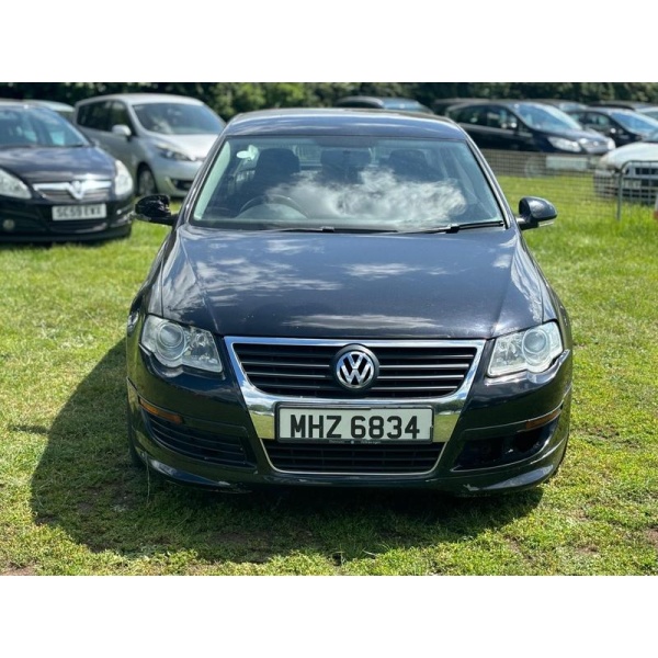 Volkswagen Passat - 2.0 TDI R-Line Euro 5 4dr