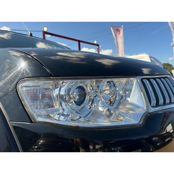 Mitsubishi L200 - 2.5 DI-D 4X4 WARRIOR LB DCB 175 BHP