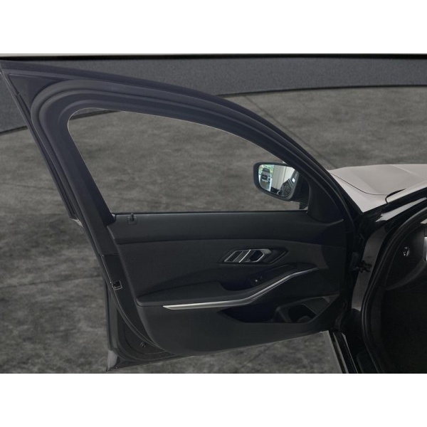 BMW 3 Series - 2.0 330e 12kWh SE Pro Plug-in (292 ps) 4dr