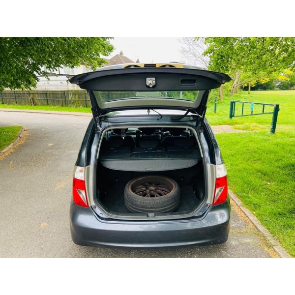 Honda Fr-v - 1.7 i-VTEC SE 5dr