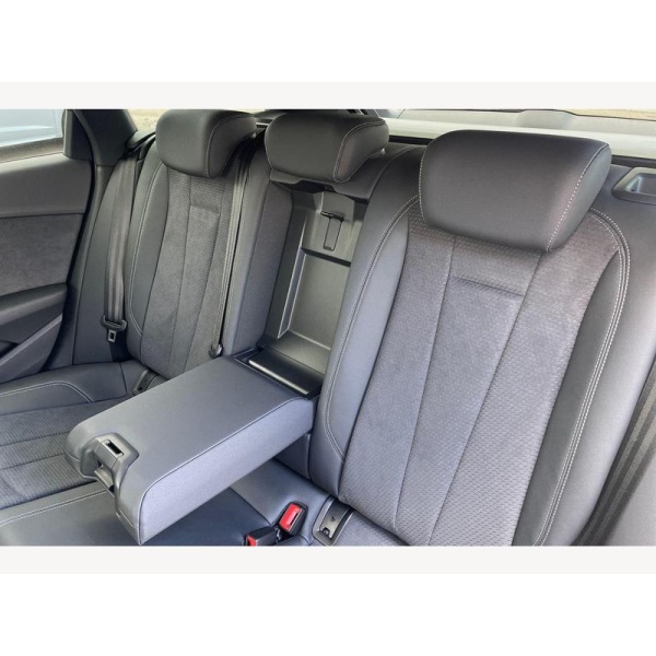 Audi A4 Avant - AUDI A4 Avant S line 35 TFSI 150 PS S tronic 2.0 5dr