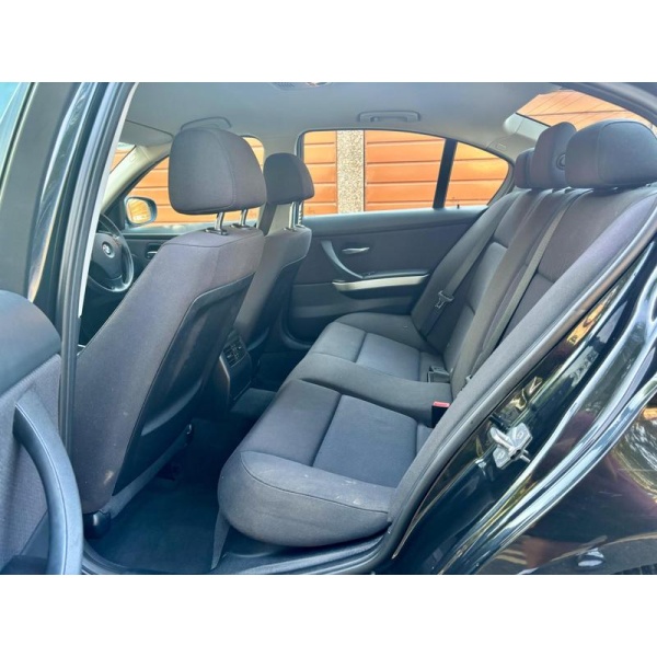 BMW 3 Series - 2.0 318i SE Steptronic Euro 5 4dr