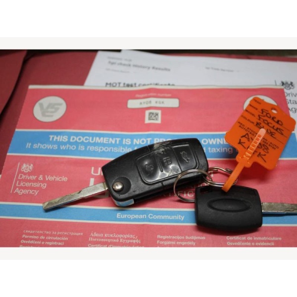 Ford Focus - 1.8 Titanium Hatchback 5dr Petrol Manual (169 g/km, 123 bhp)
