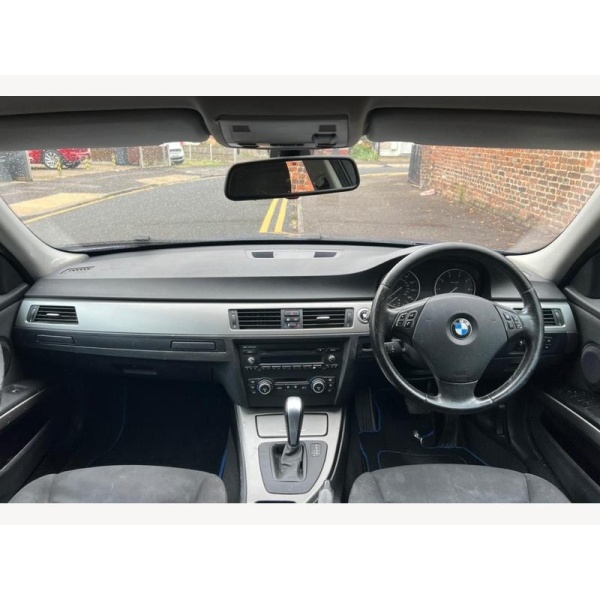 BMW 3 Series - 2.0 318i SE Touring 5dr Petrol Auto Euro 4 (129 ps)