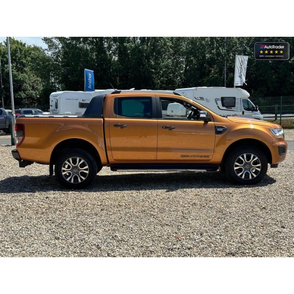 Ford Ranger - AUTOMATIC Crew Cab 4x4 Wildtrak 3.2L Leather Alloys Air Con Sensors Cruise