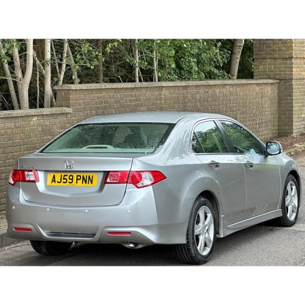 Honda Accord - 2.2 I-DTEC ES GT 4d 148 BHP