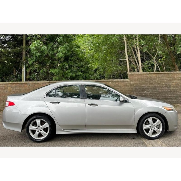 Honda Accord - 2.2 I-DTEC ES GT 4d 148 BHP