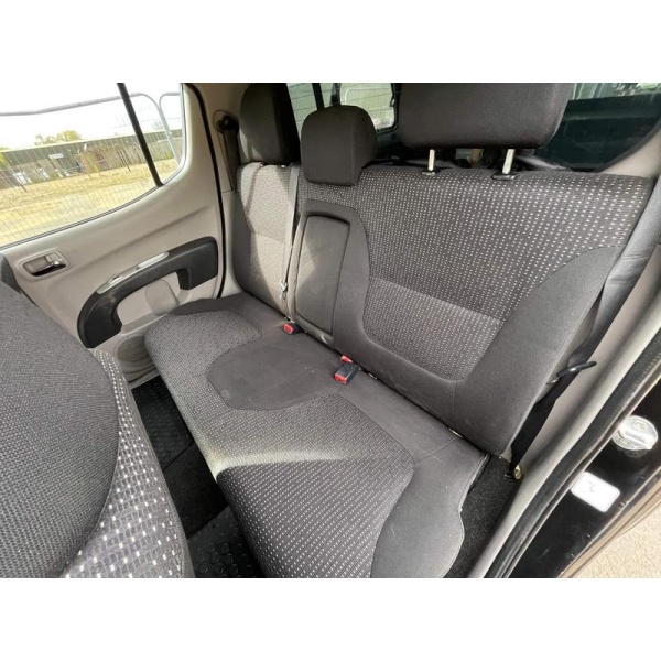 Mitsubishi L200 - 2.5 DI-D Trojan 4WD Euro 5 4dr