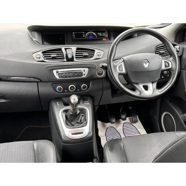 Renault Scenic - 1.5 dCi Dynamique TomTom Euro 5 (s/s) 5dr