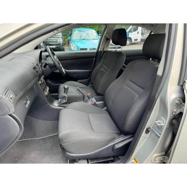 Toyota Avensis - 1.8 VVT-i T3-S Saloon 4dr Petrol Manual (171 g/km, 127 bhp)
