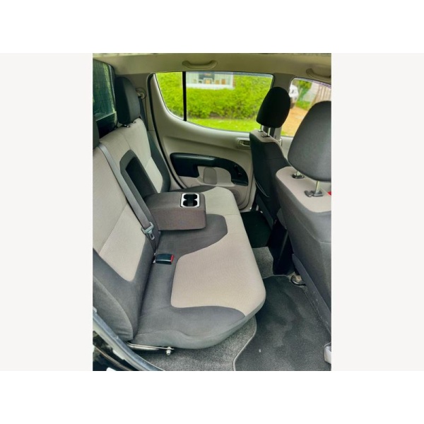 Mitsubishi L200 - 2.5 DI-D Barbarian Pickup Double Cab 4dr Diesel Manual 4WD Euro 5 (LB) (175 ps)