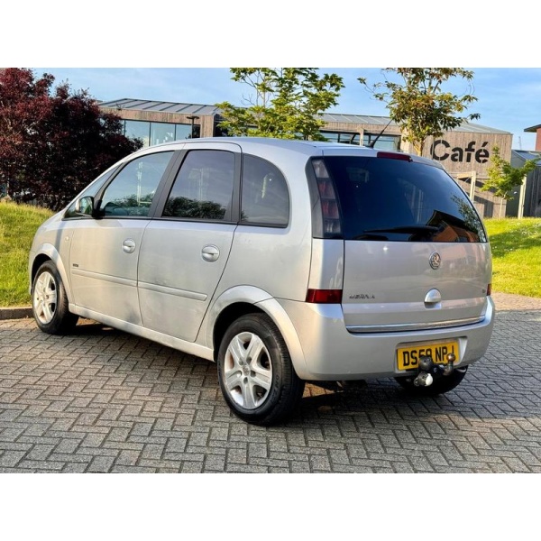 Vauxhall Meriva - 1.8i 16v Design 5dr (a/c)