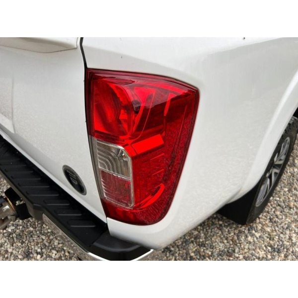 Nissan NP300 NAVARA - 2.3 DCI ACENTA 4X4 SHR DCB 160 BHP TOWBAR,ALLOYS,NO VAT,VALUE