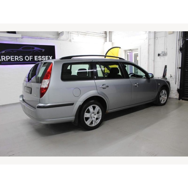 Ford Mondeo - 2.0 TDCi SIV Ghia 5dr