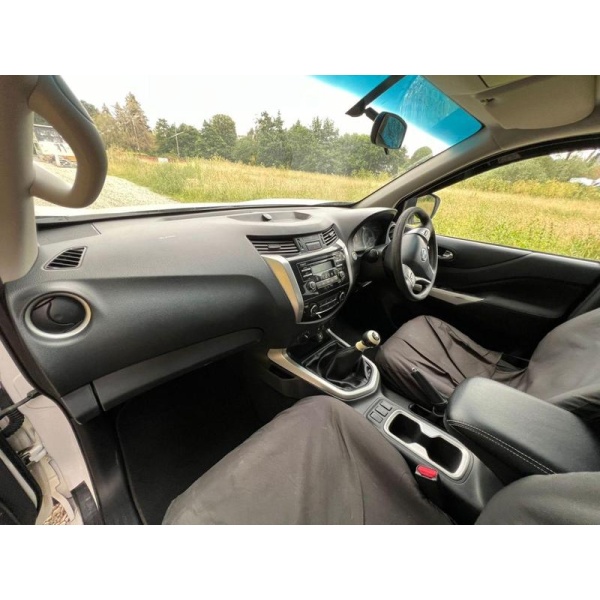 Nissan NP300 NAVARA - 2.3 DCI ACENTA 4X4 SHR DCB 160 BHP TOWBAR,ALLOYS,NO VAT,VALUE