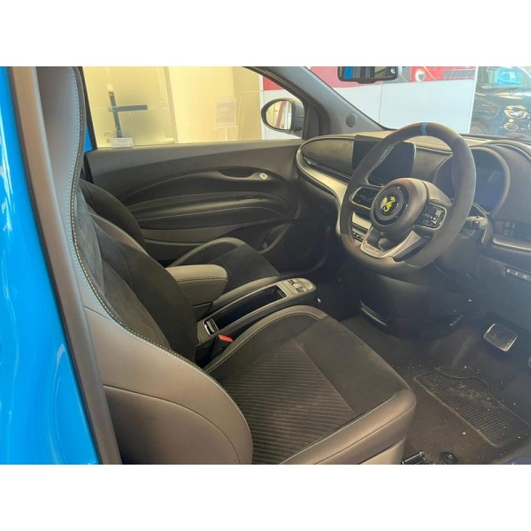 Abarth Abarth 500 - New Abarth 500e Turismo Cb 42kwh 152hp 2dr