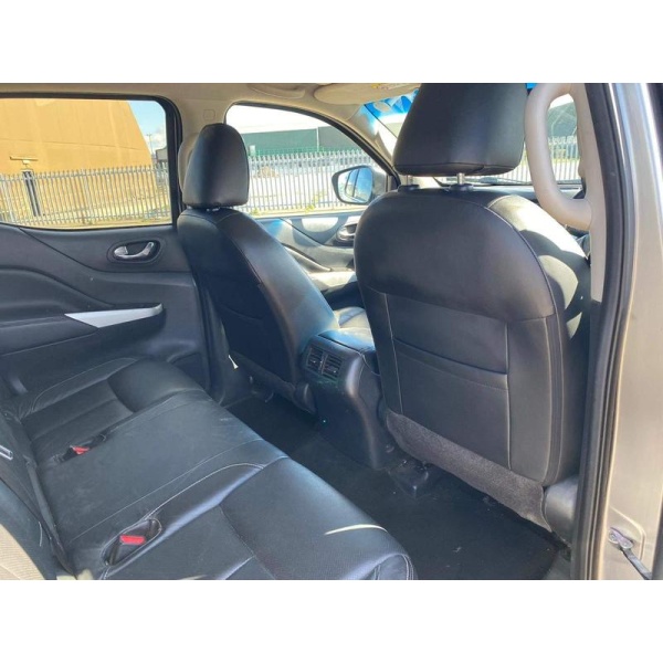 Nissan Navara - 2.5 dCi Acenta 4dr