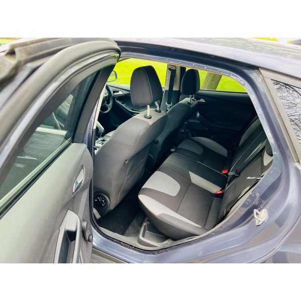 Ford Focus - 1.6 Zetec Euro 5 5dr