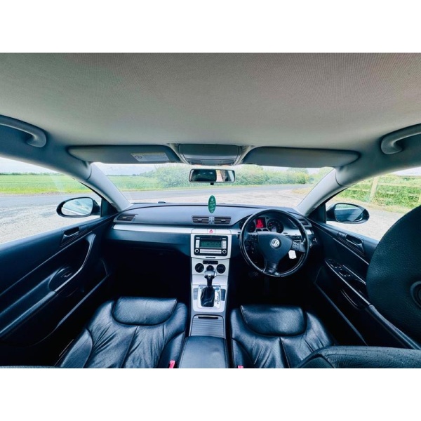 Volkswagen Passat - 2.0 TDI Highline DSG Euro 4 4dr