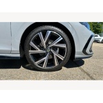 Volkswagen Golf - 1.5 eTSI MHEV R-Line DSG Euro 6 (s/s) 5dr