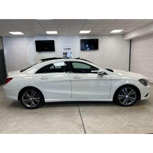 Mercedes-Benz CLA - 1.6 CLA180 SPORT 4d 122 BHP