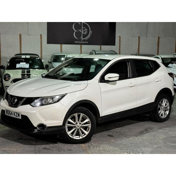 Nissan Qashqai - 1.2 DIG-T Acenta 2WD Euro 5 (s/s) 5dr